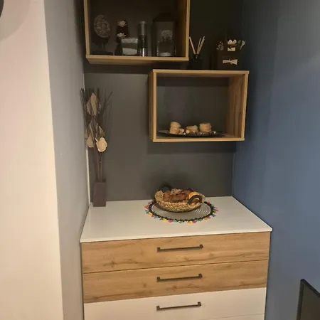 Tokyo Apartment *